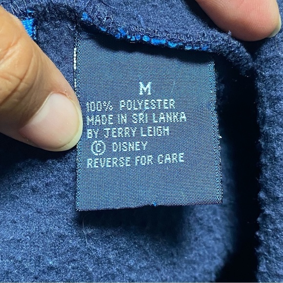 Disney Pooh Fleece Hoodie Pullover Sweater Size Medium - Picture 9 of 13